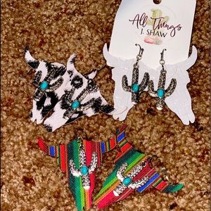 Longhorn earring with turquoise accent 3 pack